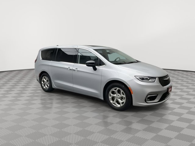 2024 Chrysler Pacifica Limited - Photo 45