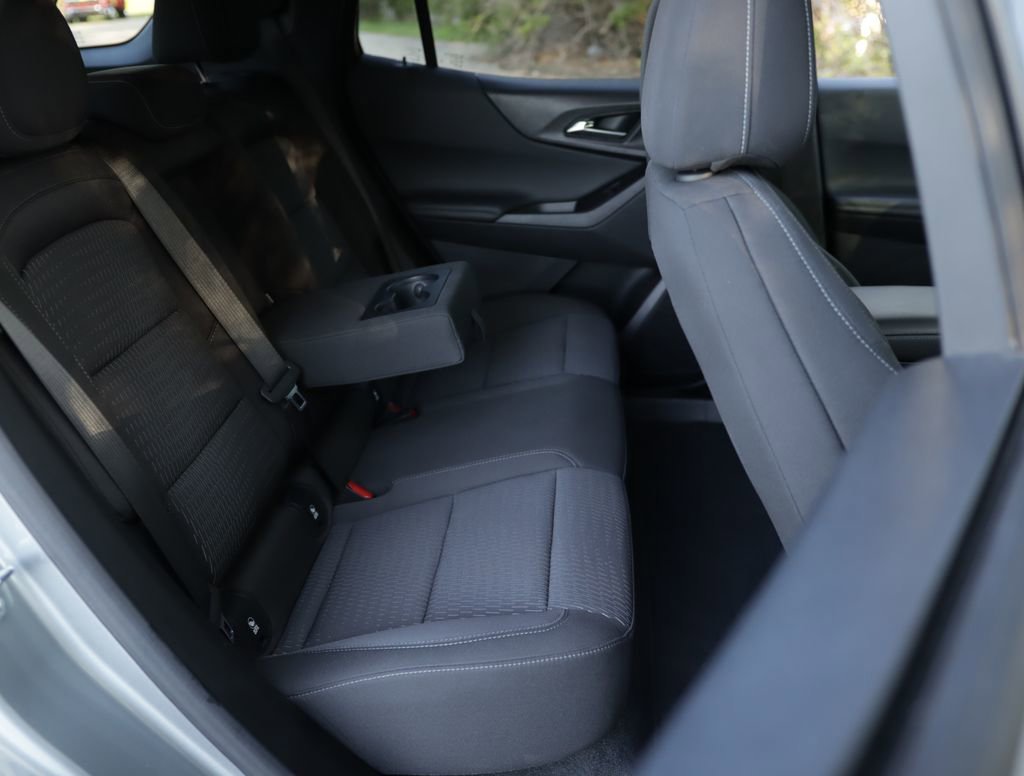 Used 2025 Sterling Gray Metallic Chevrolet LT image 27