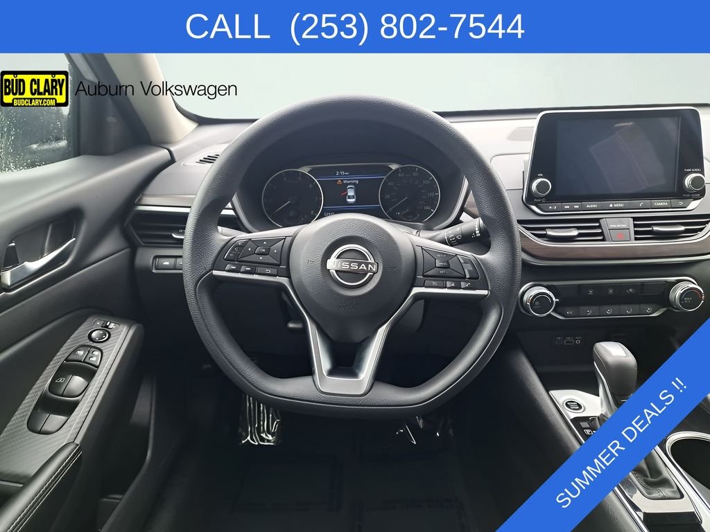 Used 2024 Silver Nissan 2.5 SV image 23