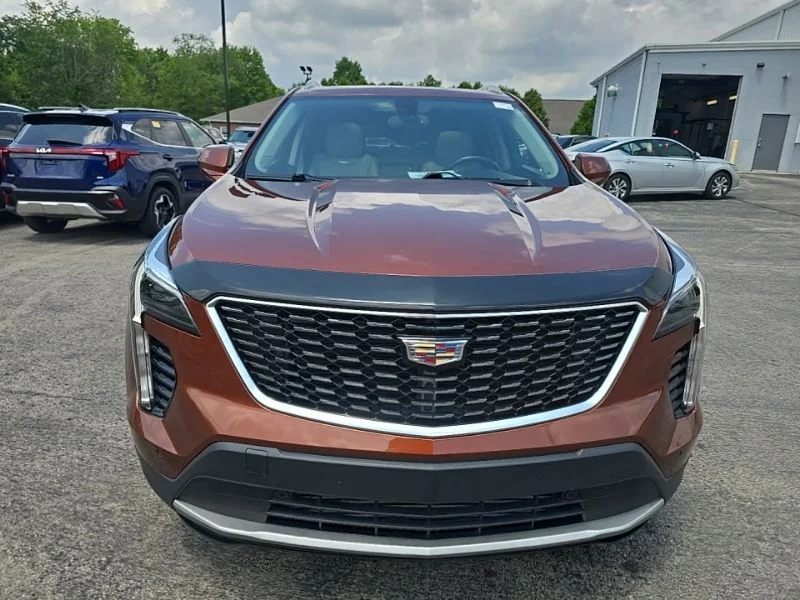 Used 2019 Brown Cadillac Premium Luxury image 2