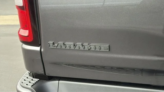 New 2026 Granite Crystal Metallic Clear-Coat Exterior Paint RAM Laramie image 12
