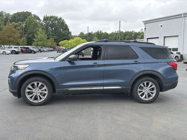 Used 2020 Blue Ford XLT image 3