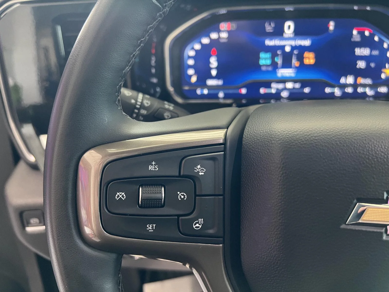 Used 2024 Black Chevrolet High Country image 25