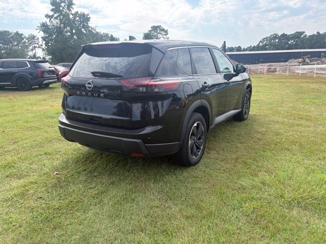 Used 2025 Black Nissan SV image 2