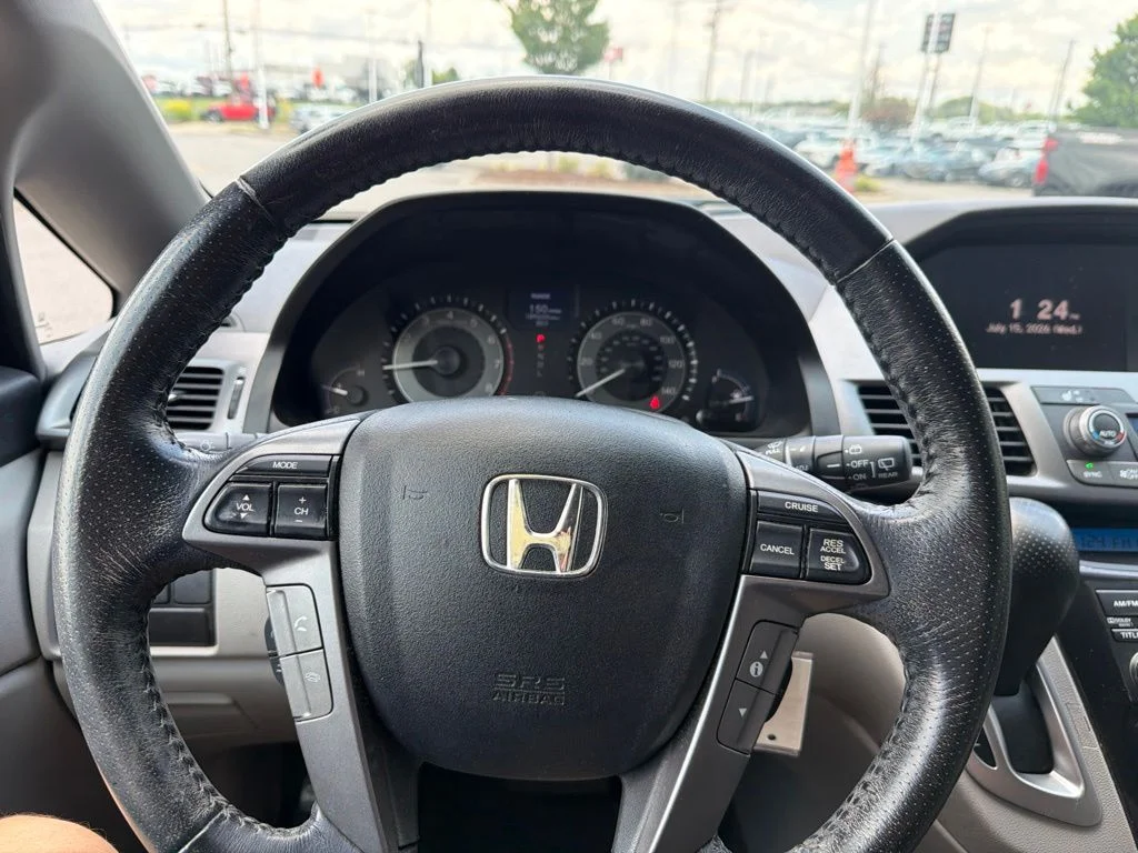 Used 2013 Silver Honda Touring image 17