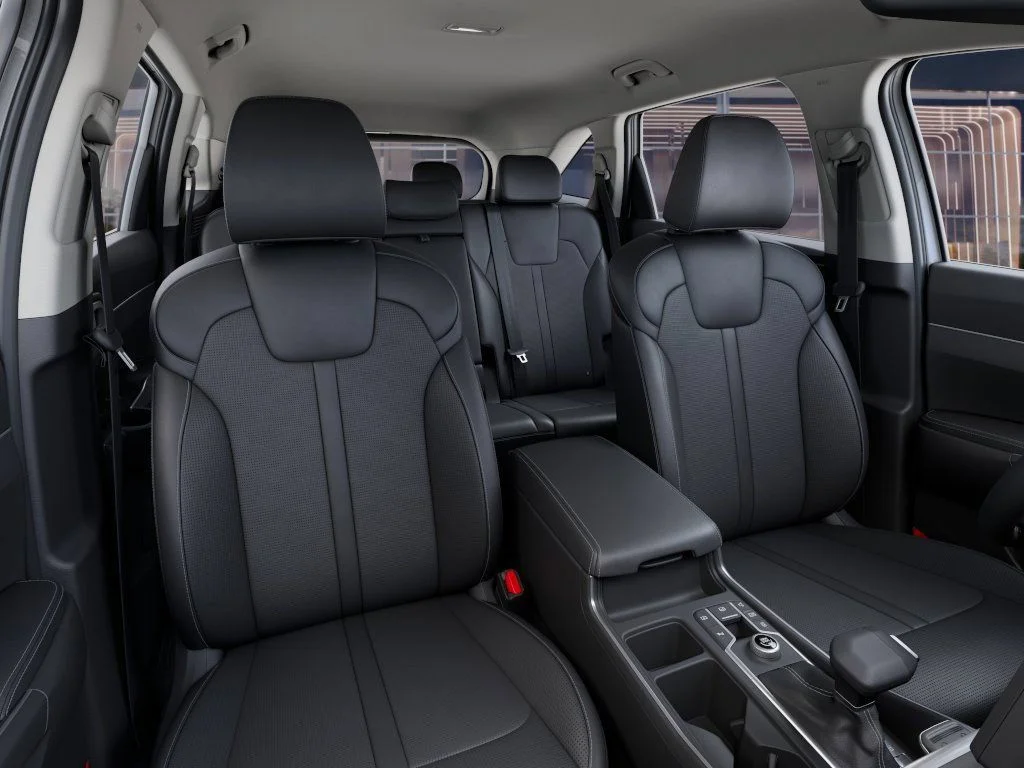2025 Kia Sorento S - Photo 16