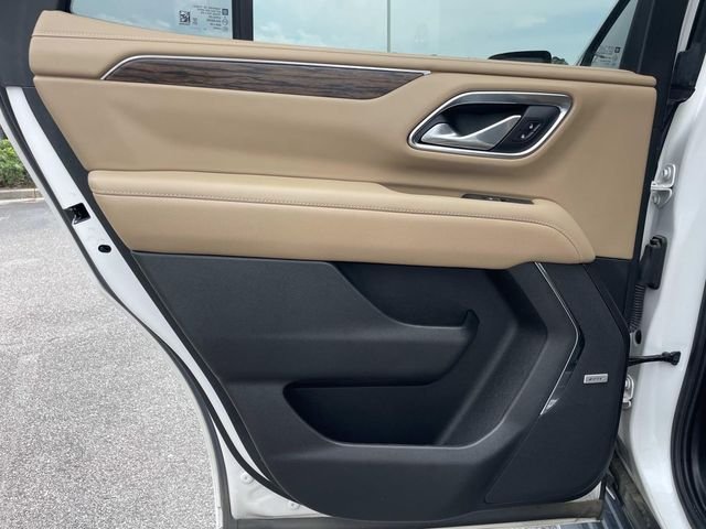Used 2023 Beige Chevrolet Premier image 12