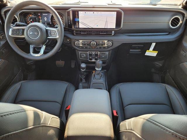 2025 Jeep Wrangler 4-Door Sahara - Photo 16