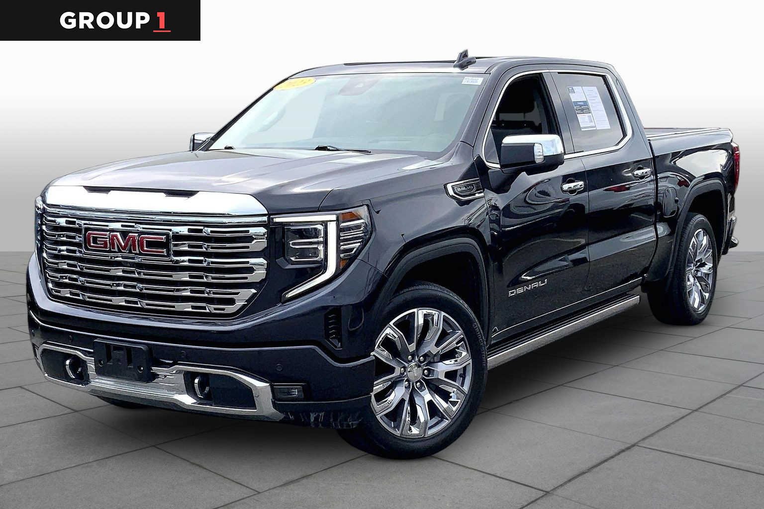 2023 GMC Sierra 4WD Crew Cab Short Box Denali's photo