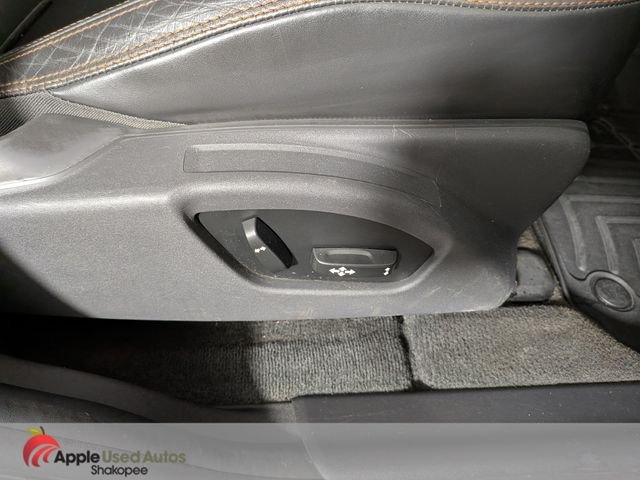 Used 2010 Gray Volvo 3.2 image 39