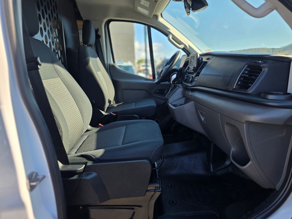 Used 2025 White Ford Base image 9
