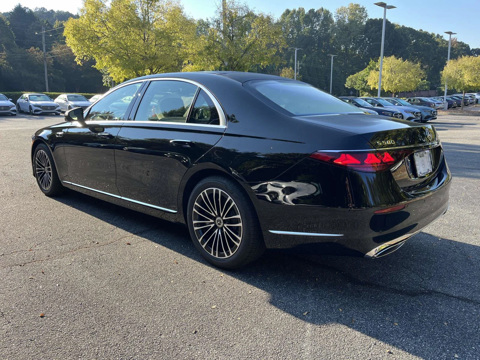 New 2027 Obsidian Black Metallic Mercedes-Benz S 580 4MATIC® Sedan image 12