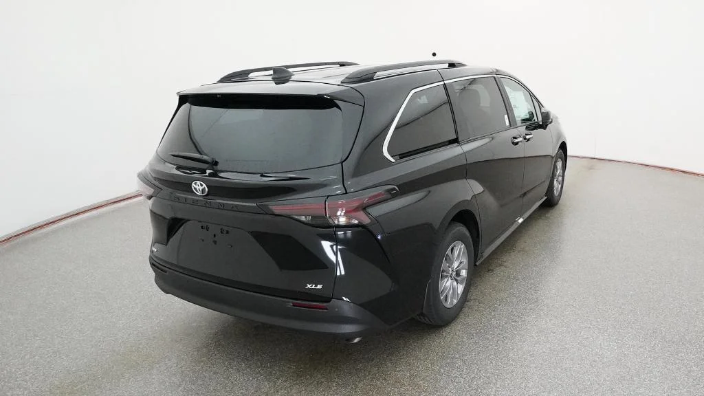 New 2026 Midnight Black Metallic Toyota XLE image 18