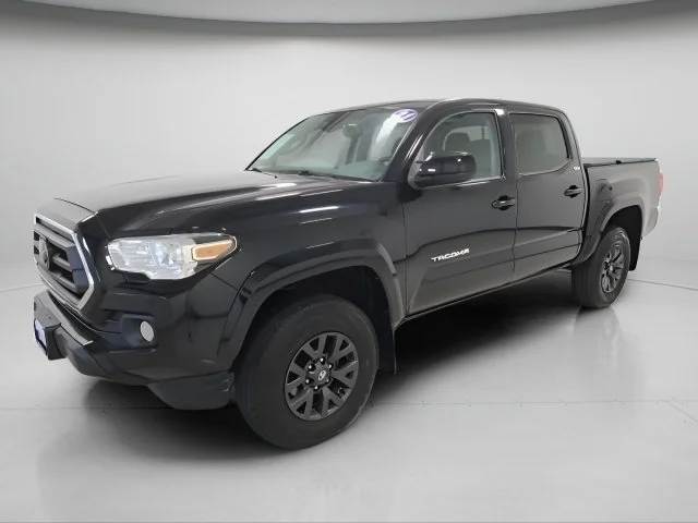 Used 2021 Midnight Black Metallic Toyota SR5 image 3