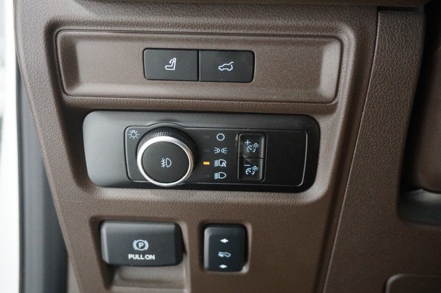 Used 2024 Star White Metallic Tri-Coat Ford King Ranch image 25