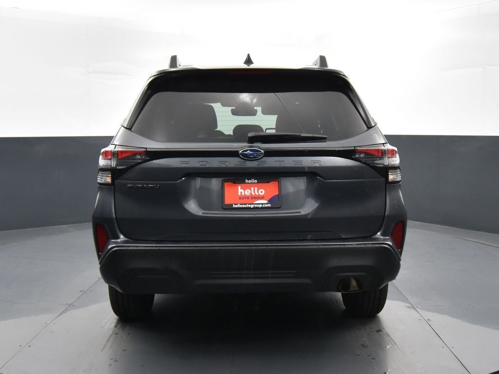 Used 2026 Gray Metallic Subaru Premium image 31