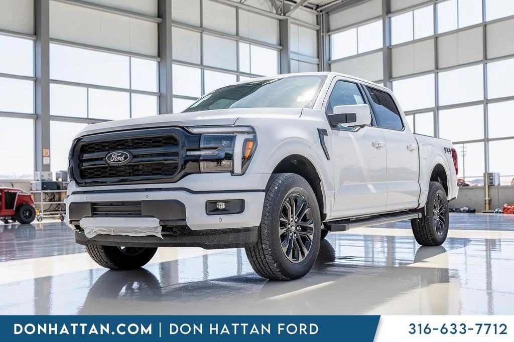 New 2026 Oxford White Ford Lariat® image 1