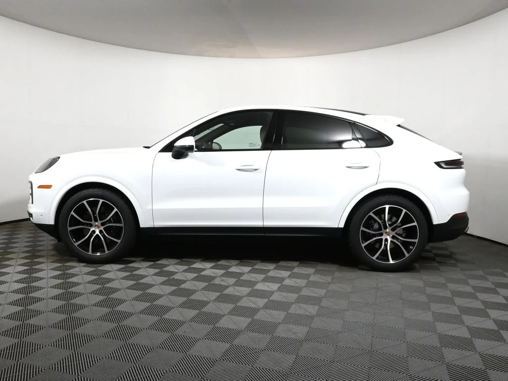 Certified Used 2026 White Porsche  image 2