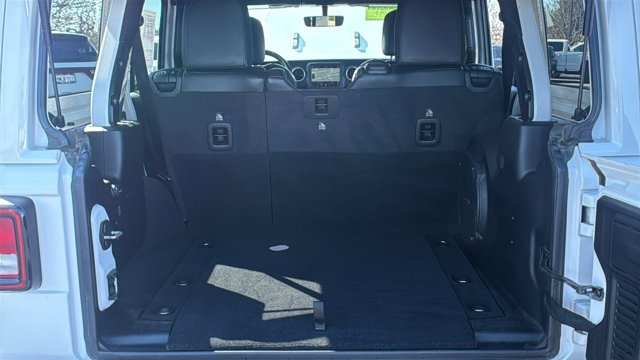 Used 2020 Bright White Clearcoat Jeep Sahara image 17