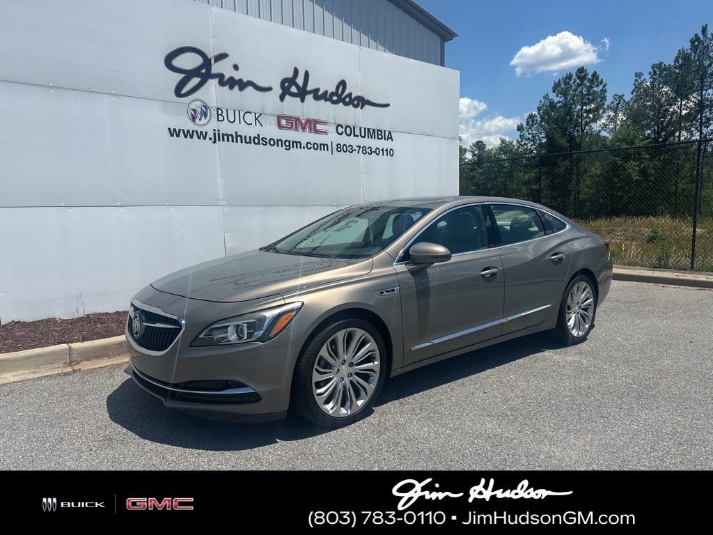 2019 Buick LaCrosse Essence's photo