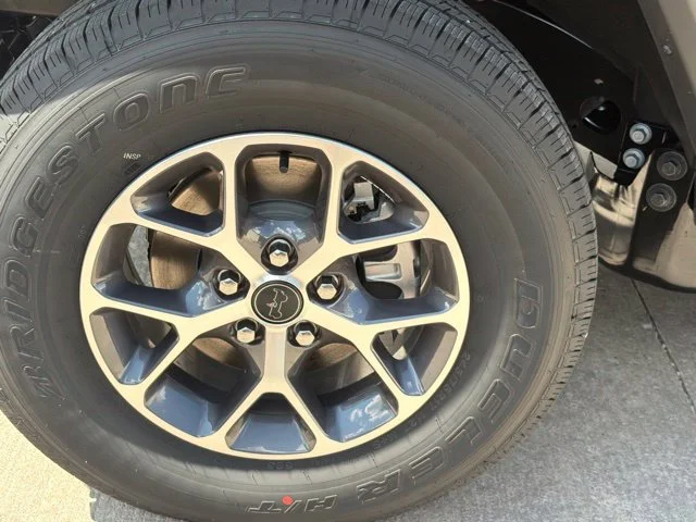 New 2026 Goldilocks Exterior Paint Jeep Sport S image 10