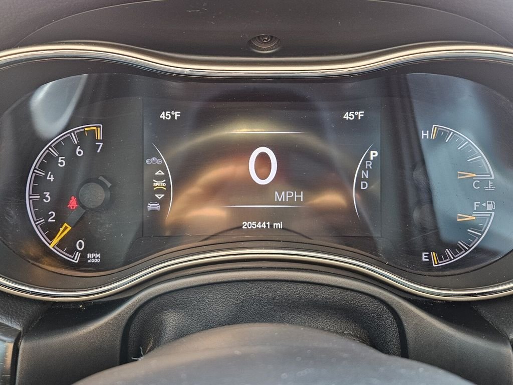 Used 2016 Silver Jeep Limited image 24