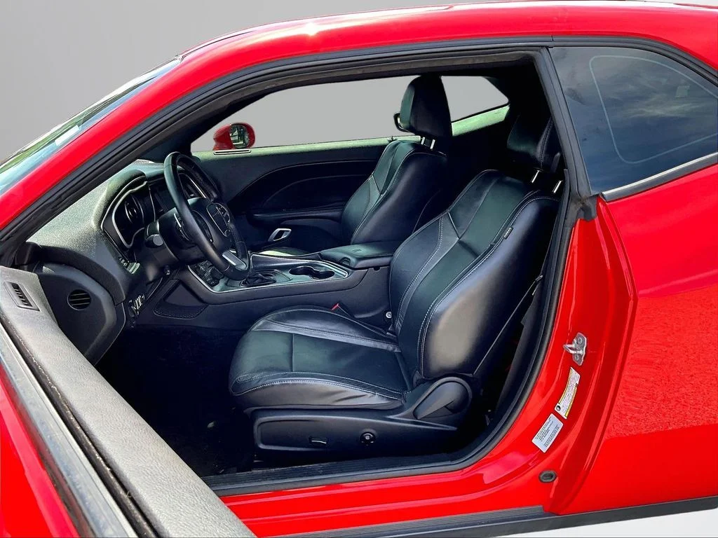Used 2015 Red Dodge R/T image 26
