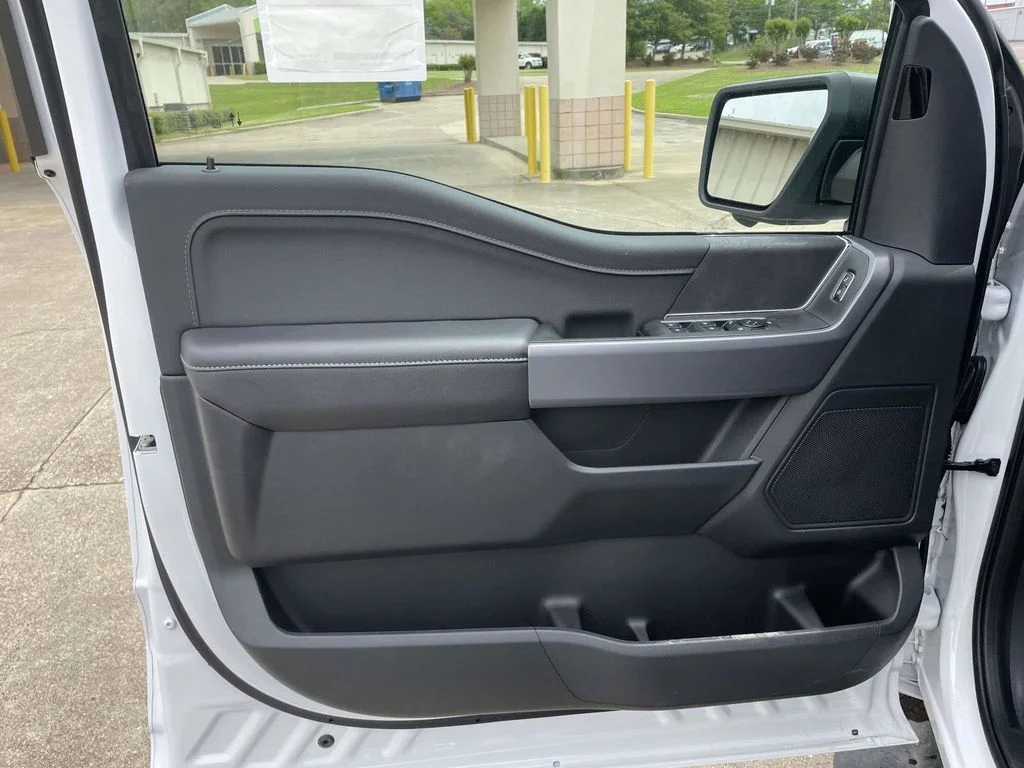 New 2026 White Ford XLT image 15