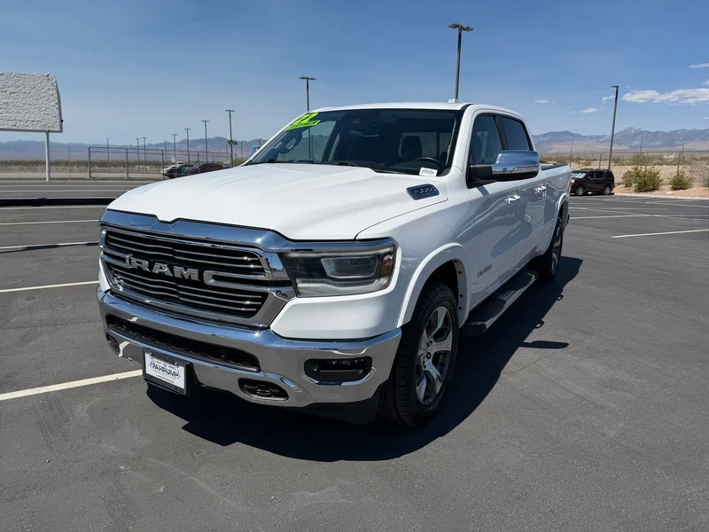 Used 2022 Bright White Clea Ram Laramie image 7