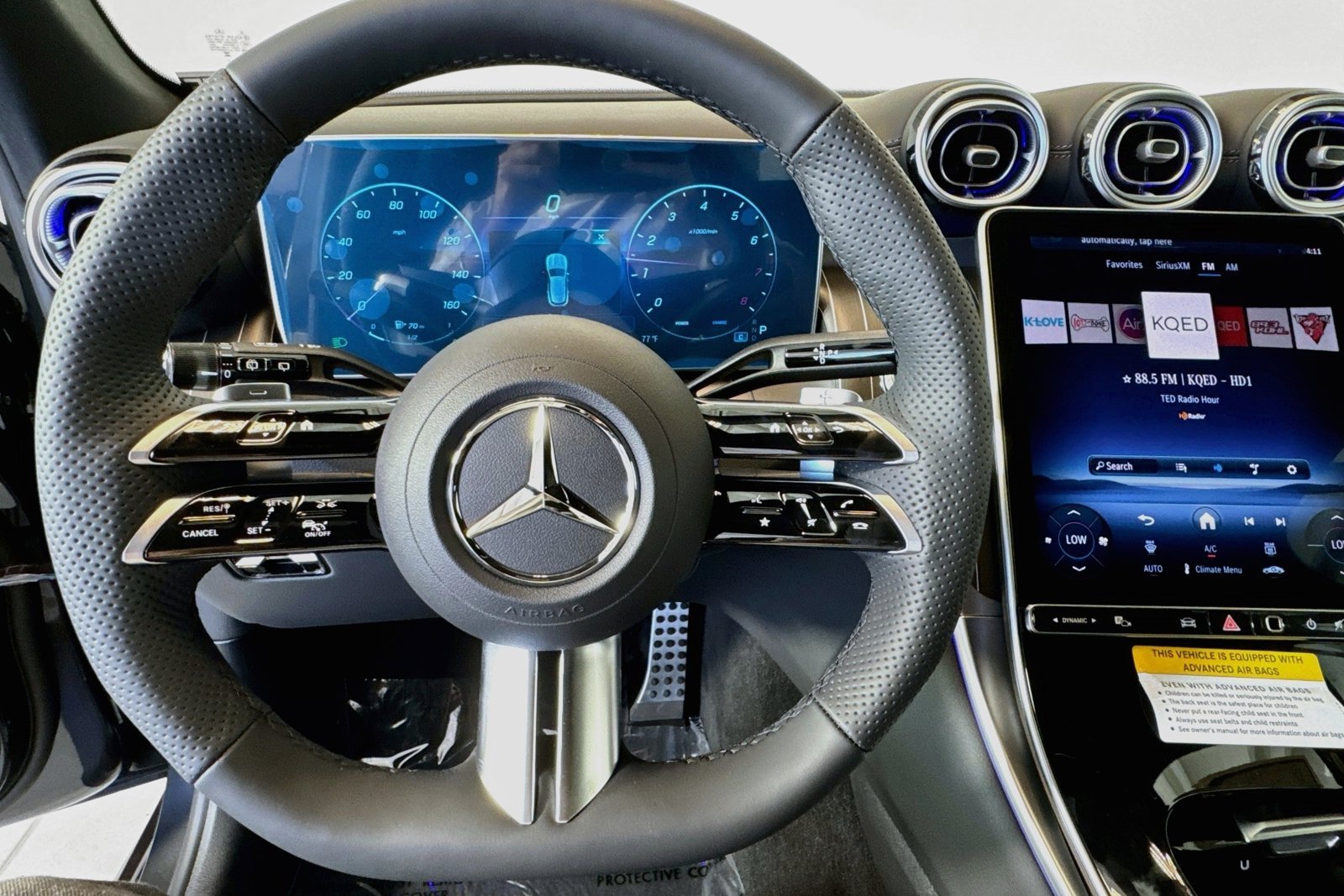 New 2026 Graphite Grey Metallic Mercedes-Benz GLC 300 image 11