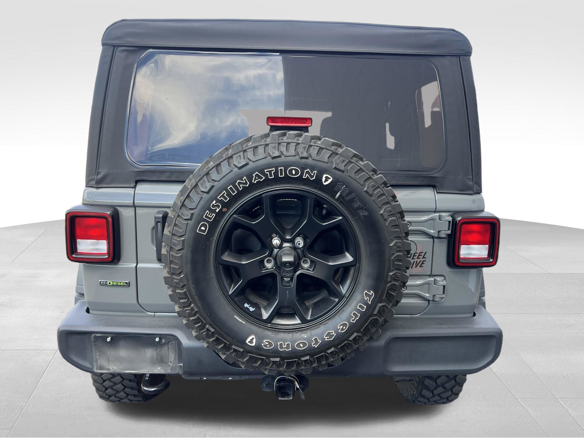 Used 2023 Gray Jeep Sport image 6