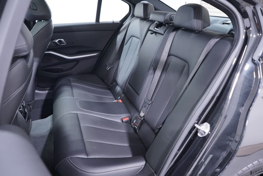 Used 2026 Black Sapphire Metallic BMW 330i image 9