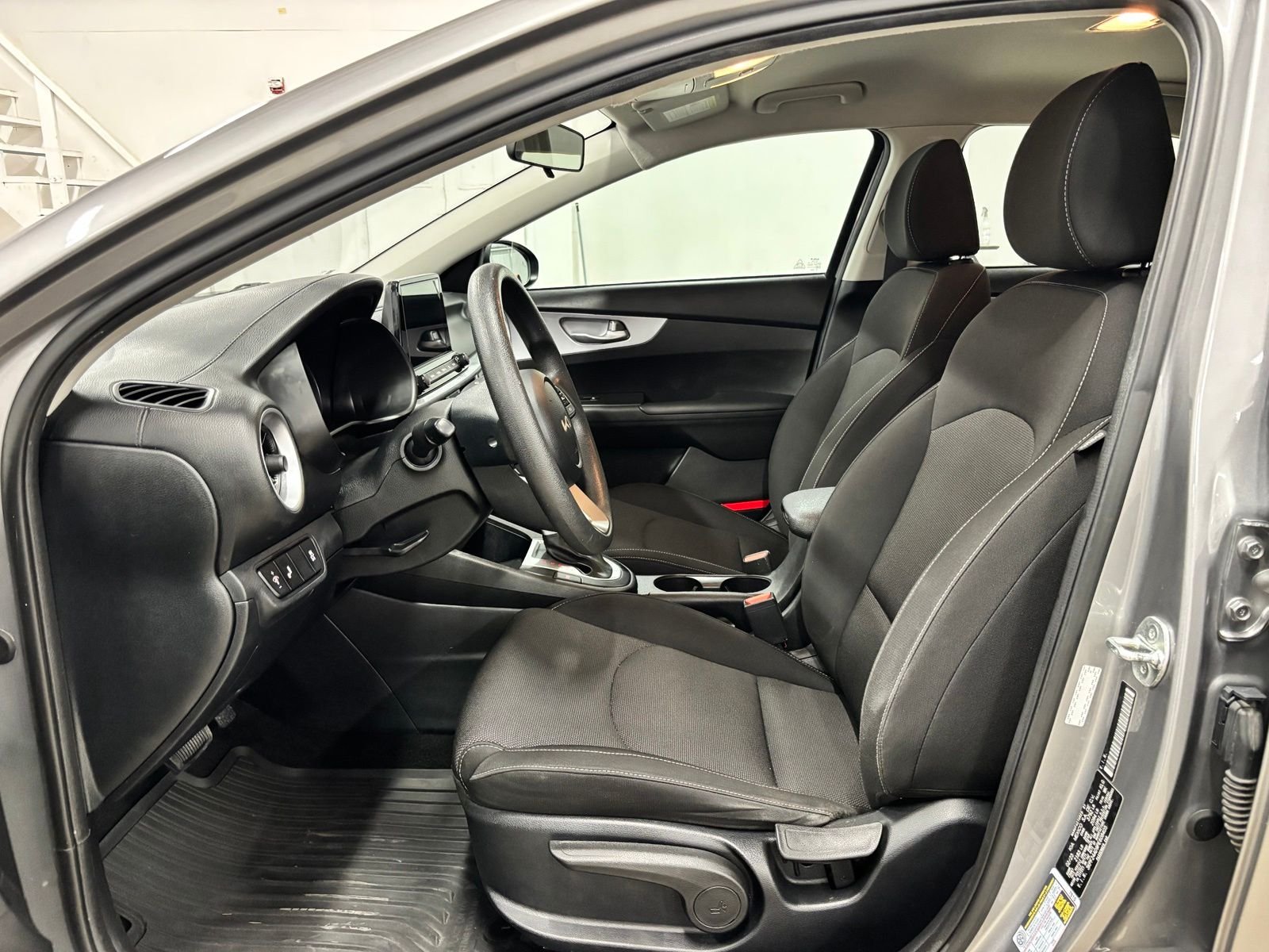 Used 2023 Gray Kia LXS image 17