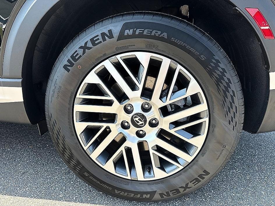 New 2026 Abyss Black Pearl Hyundai SEL Premium FWD image 20