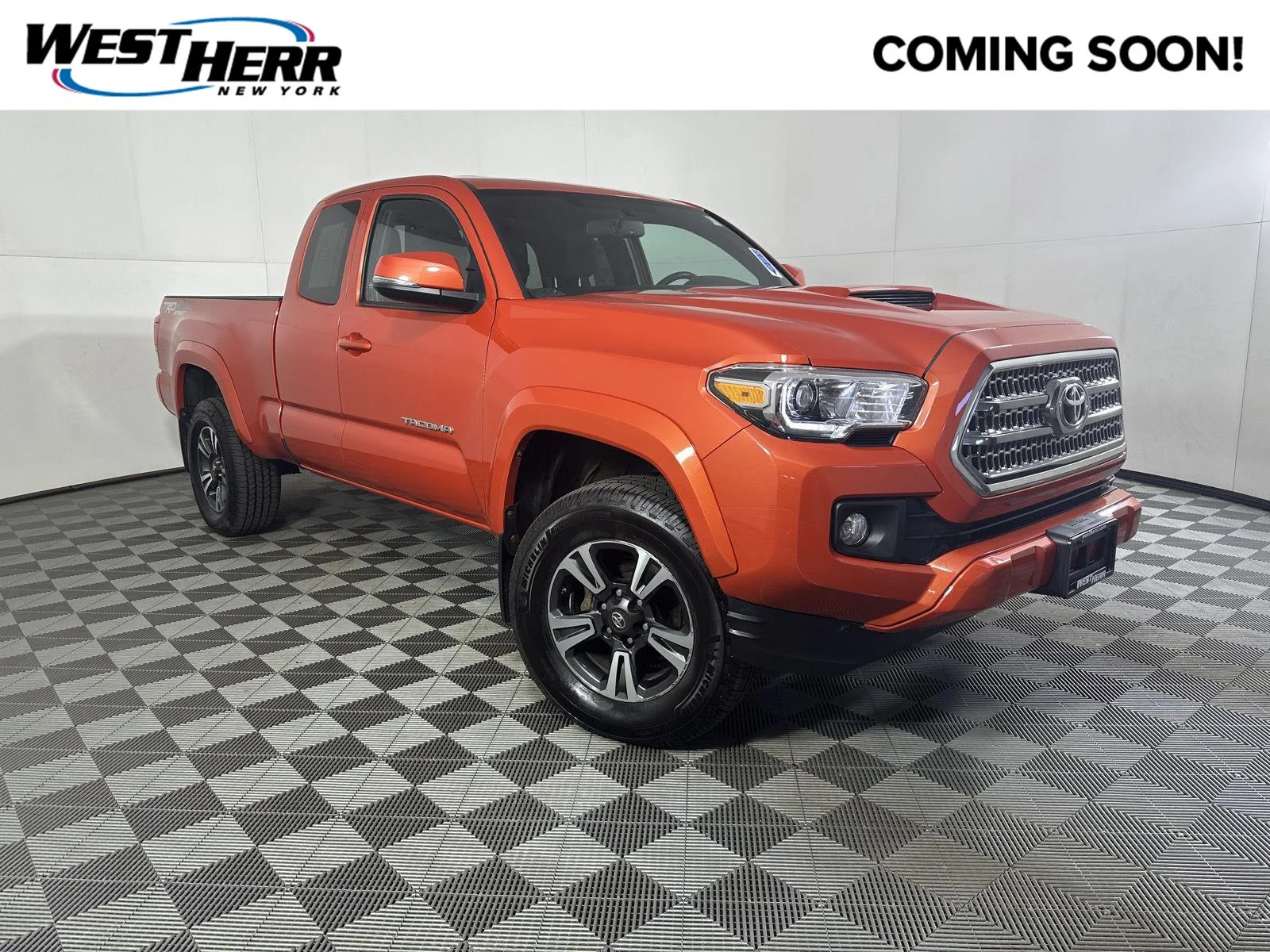 Used 2017 Inferno Toyota  image 1