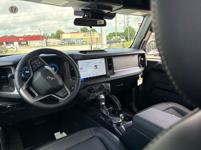 New 2026 Oxford White Ford Badlands image 18