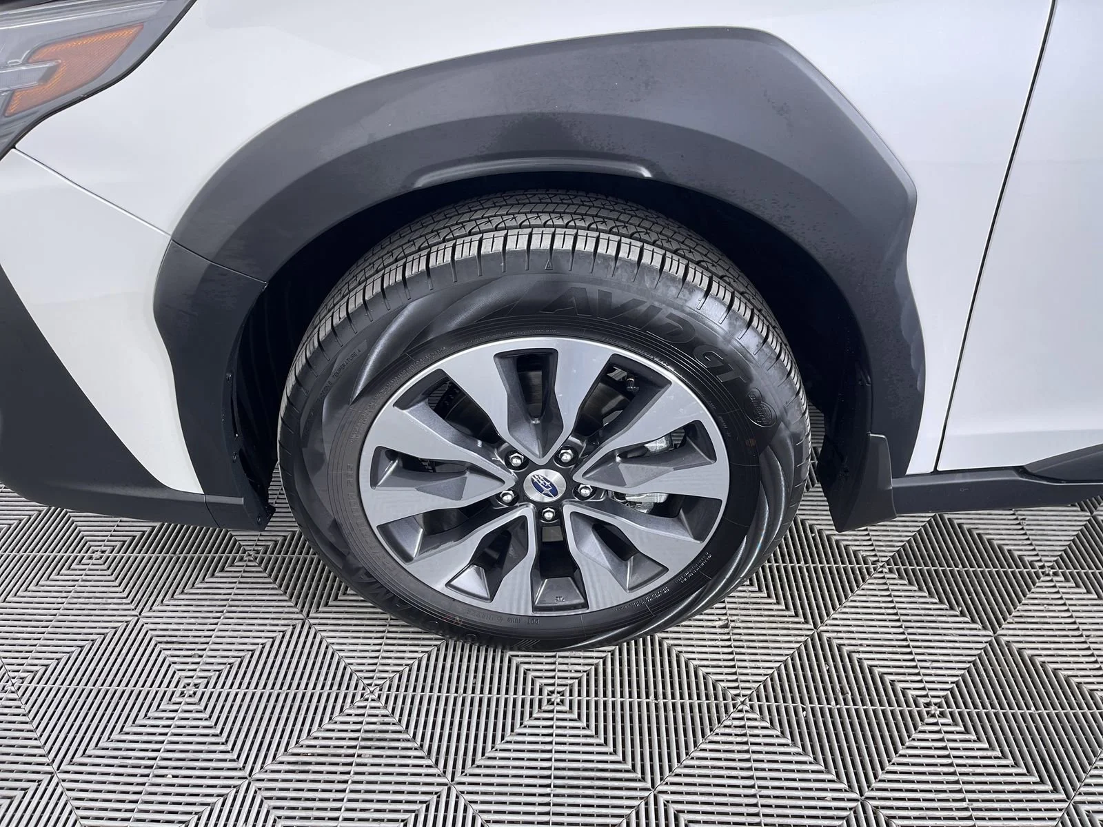 2025 Subaru Outback Touring - Photo 26