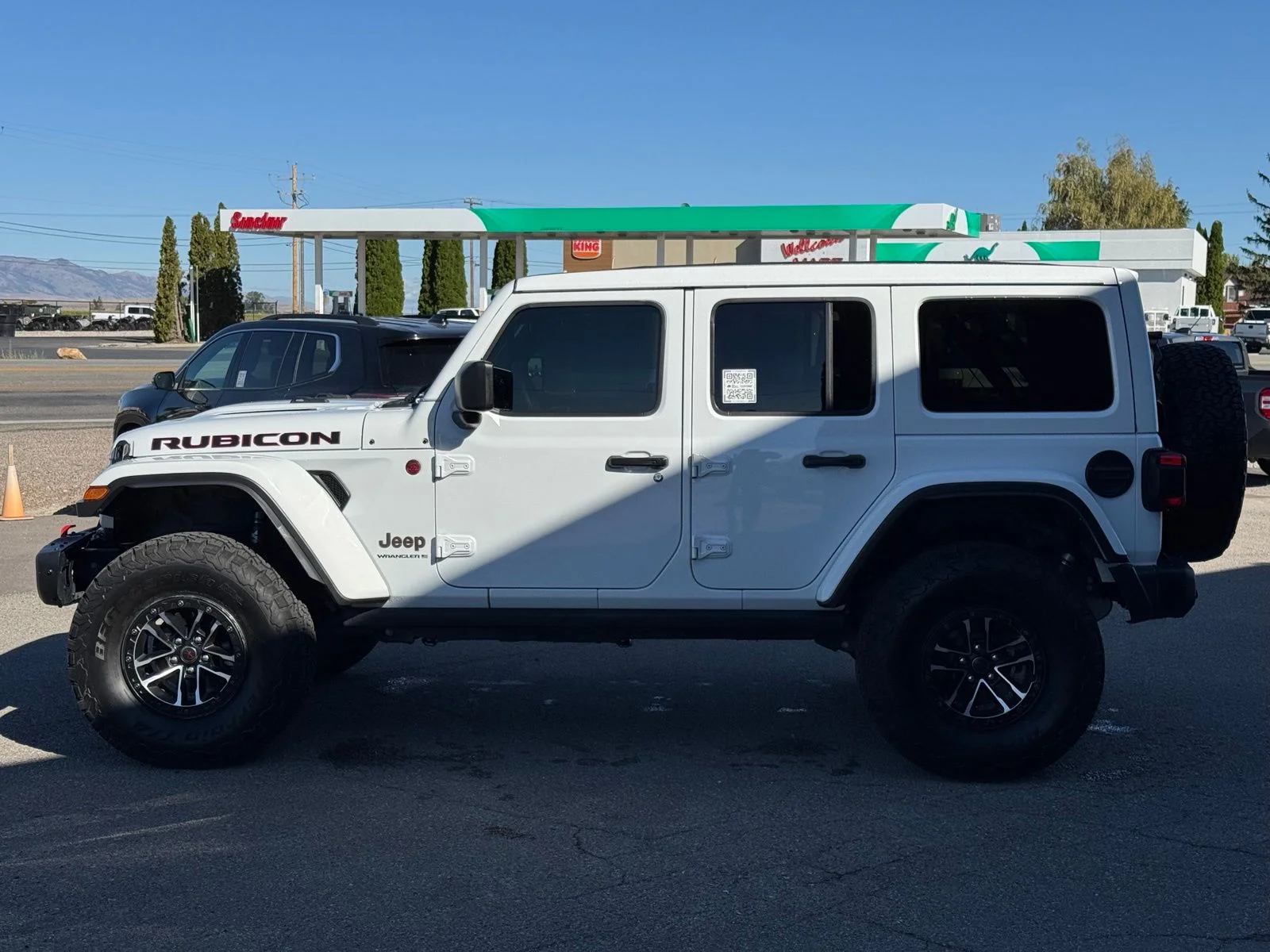 Used 2024 White Jeep Rubicon X image 5