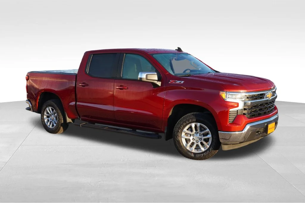 Used 2022 Cherry Red Tintcoat Chevrolet LT image 2
