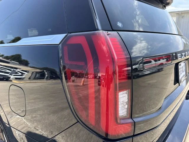 Used 2025 Black Ford King Ranch image 17