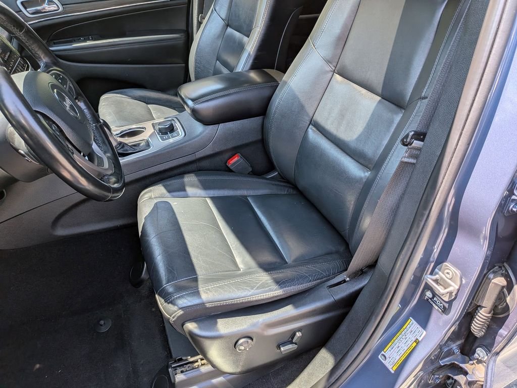 Used 2021 Blue Jeep Limited image 25