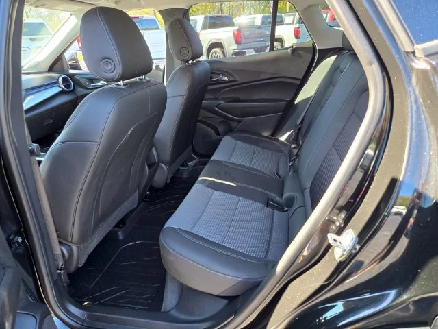 Used 2025 Mosaic Black Metallic Chevrolet LT image 11