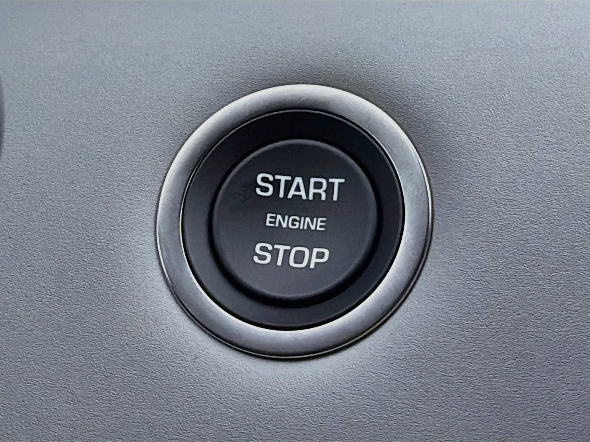 New 2026 Fuji White Land Rover Core S image 36