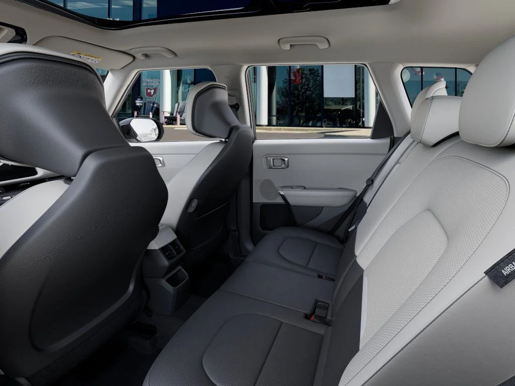 New 2027 Snow White Pearl Kia EX image 18