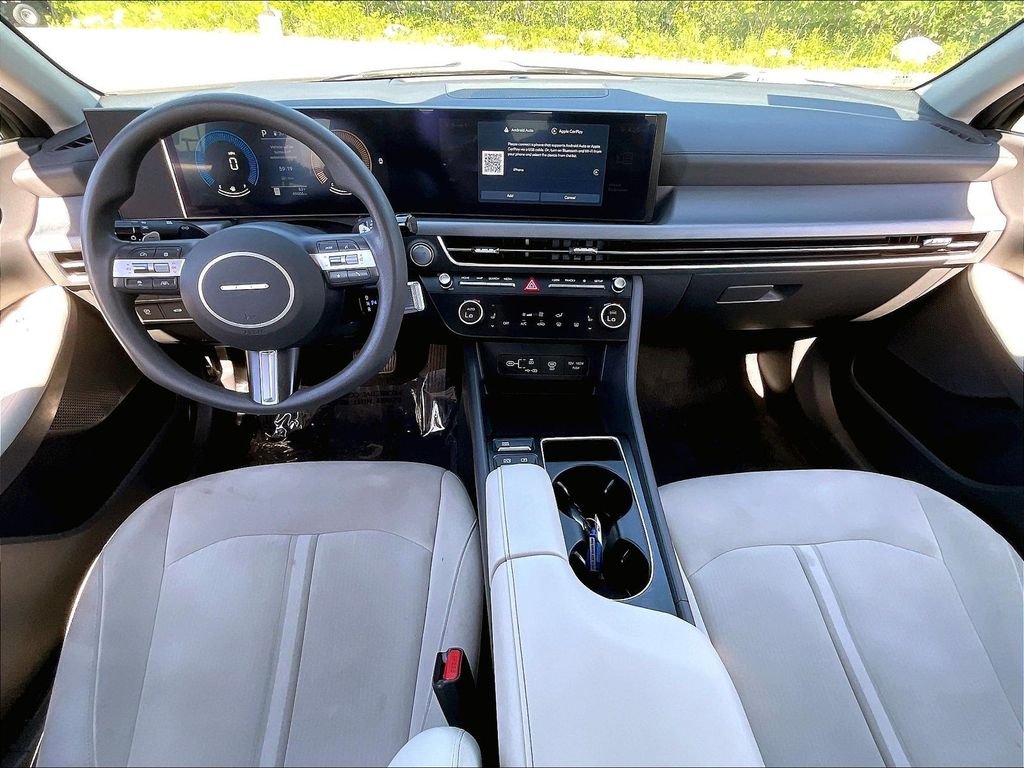 Used 2024 Carbon Blue Hyundai SEL image 20