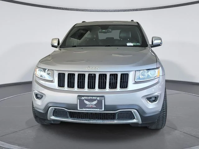 Used 2016 Silver Jeep Limited image 3