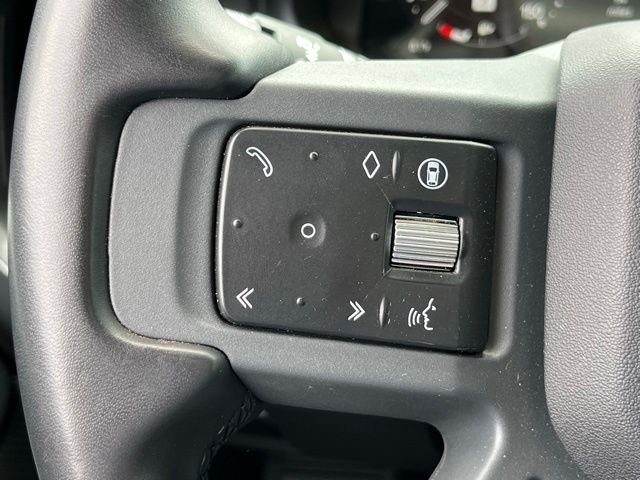 2024 Land Rover Defender X-Dynamic SE - Photo 18