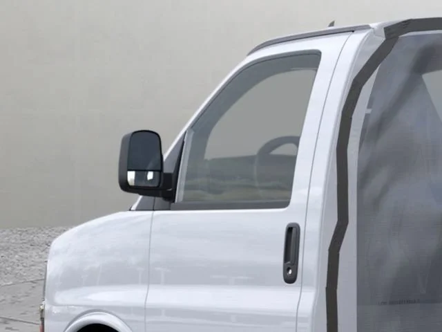 New 2025 Summit White Chevrolet 1WT image 12