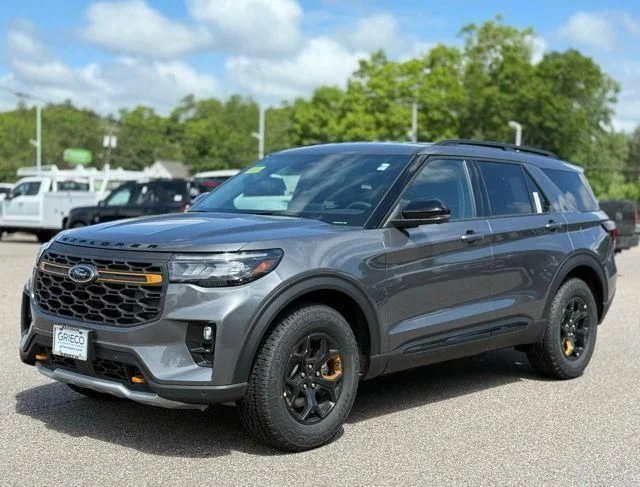 New 2026 Gray Ford Tremor image 10