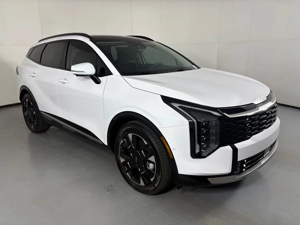 New 2026 White Kia SX-Prestige image 2